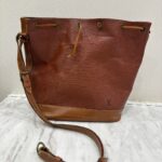 LV エピノエワンショルダーバック