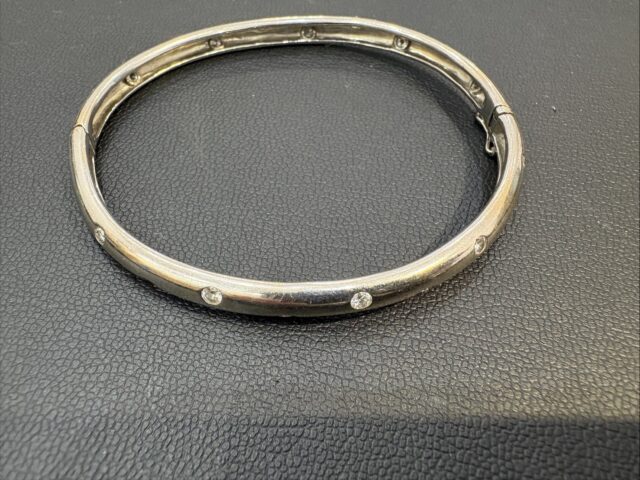 k18 ホワイトゴールド バングル