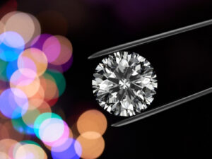 ダイヤモンドをよくみる