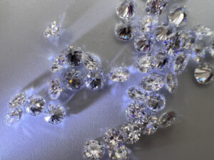 人工ダイヤモンド