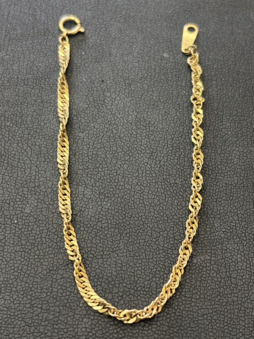 藤枝市で【金・インゴット、プラチナ、貴金属、アクセサリー】の買取なら買取おりづる藤枝駅前店にお任せください！