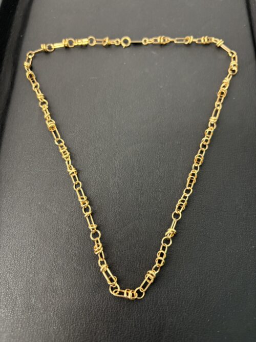 藤枝市で【金・インゴット、プラチナ、貴金属、アクセサリー】の買取なら買取おりづる藤枝駅前店にお任せください！