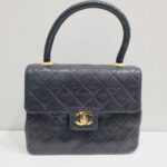 シャネル ミニマトラッセ ハンドバッグ