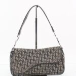 ディオール　Dior　サドルバッグ　ハンドバッグ　トロッター柄　ブランドバッグ　ブランド品