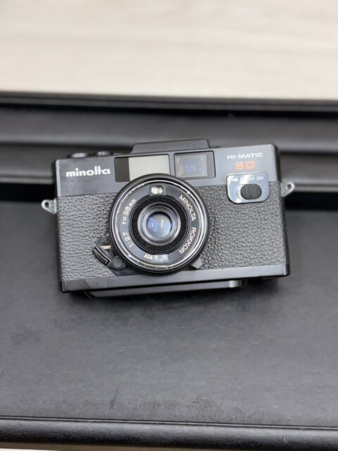 minolta HI-MATIC 