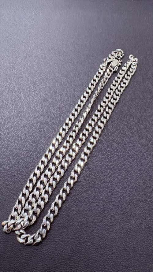 沼津市で【プラチナ 買取 沼津】貴金属の高価買取なら買取おりづるマックスバリュ沼津沼北店へ!