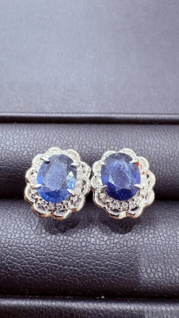 ジュエリー プラチナ ピアス 宝石 ダイヤモンド サファイア