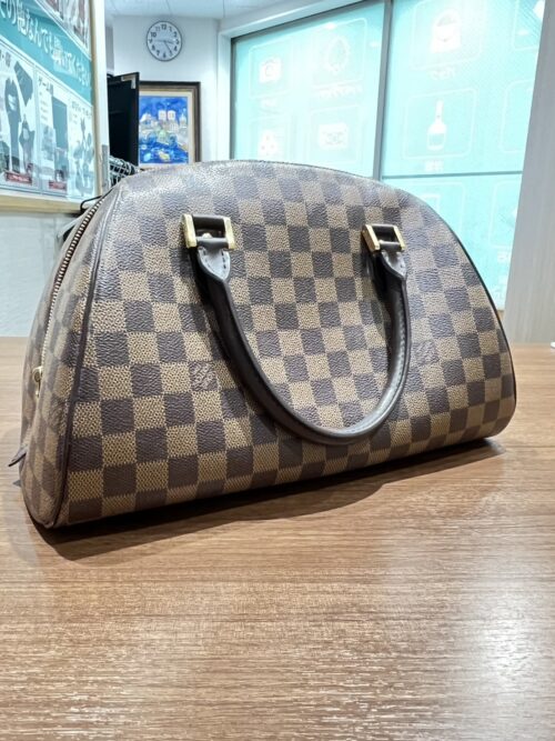 横浜市港北区で【ルイヴィトン(LOUIS VUITTON)買取】ブランドバッグの買取!バッグをお売りになるなら買取おりづる横浜センター北店へ!