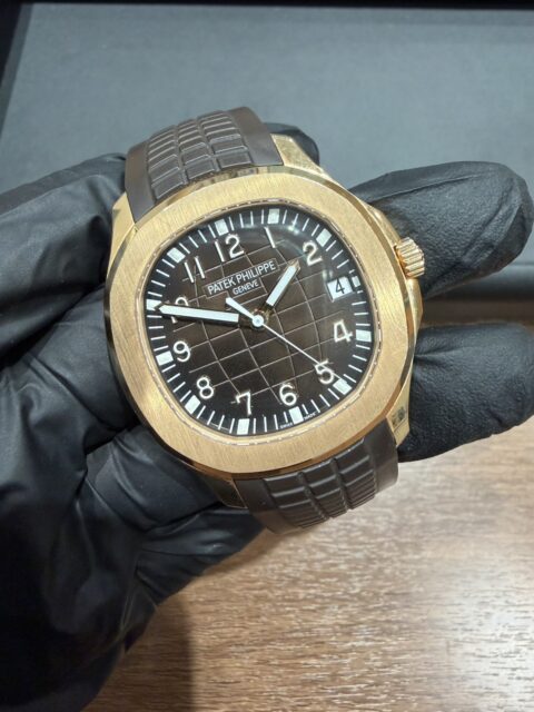 パテックフィリップ アクアノート 5167R 