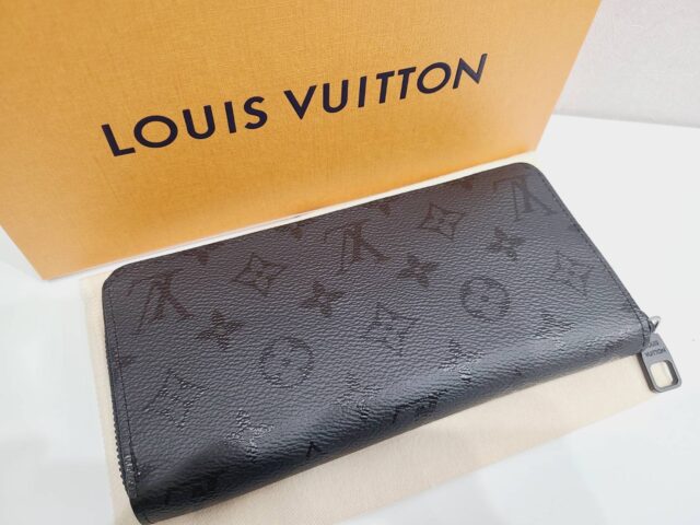 LV モノグラム ジッピーウォレット ホリゾンタル M28048