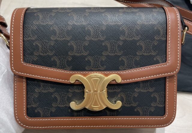 CELINE トリオンフ カープス キンティーン ショルダーバッグ