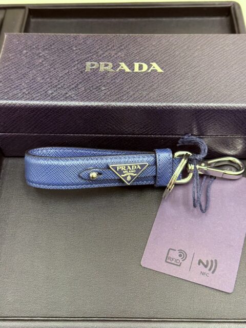 PRADA プラダ PORTCHIA VI PELLE サフィアーノレザー 2PP68T 未使用 完品