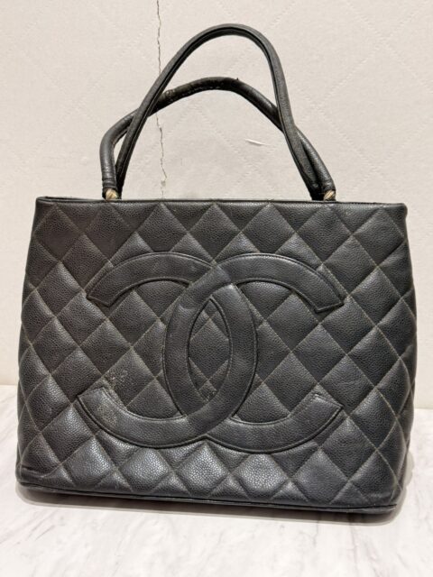 CHANEL シャネル 復刻トート キャビアスキン